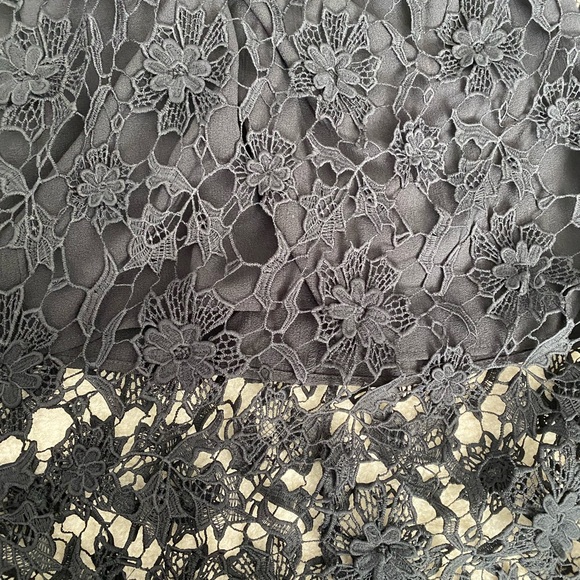 Patterned skirt - Picture 2 of 3